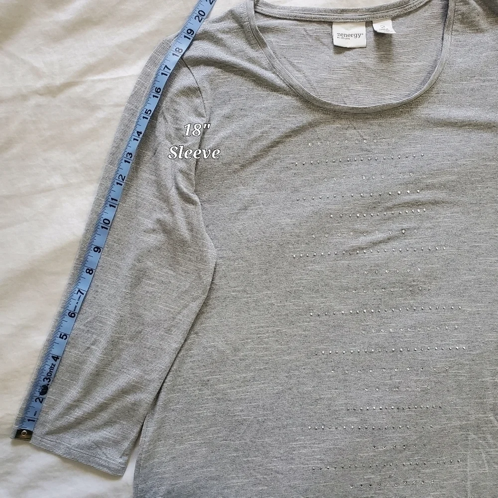 ZENERGY Chicos Gray Sparkle Rhinestone Metallic Top Blouse Womens 2 Large FLAW - Picture 13 of 15